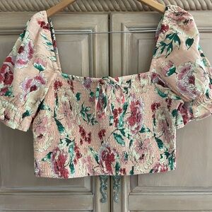 Band of Gypsies Pink Floral Smocked Puff-Sleeve Crop Top